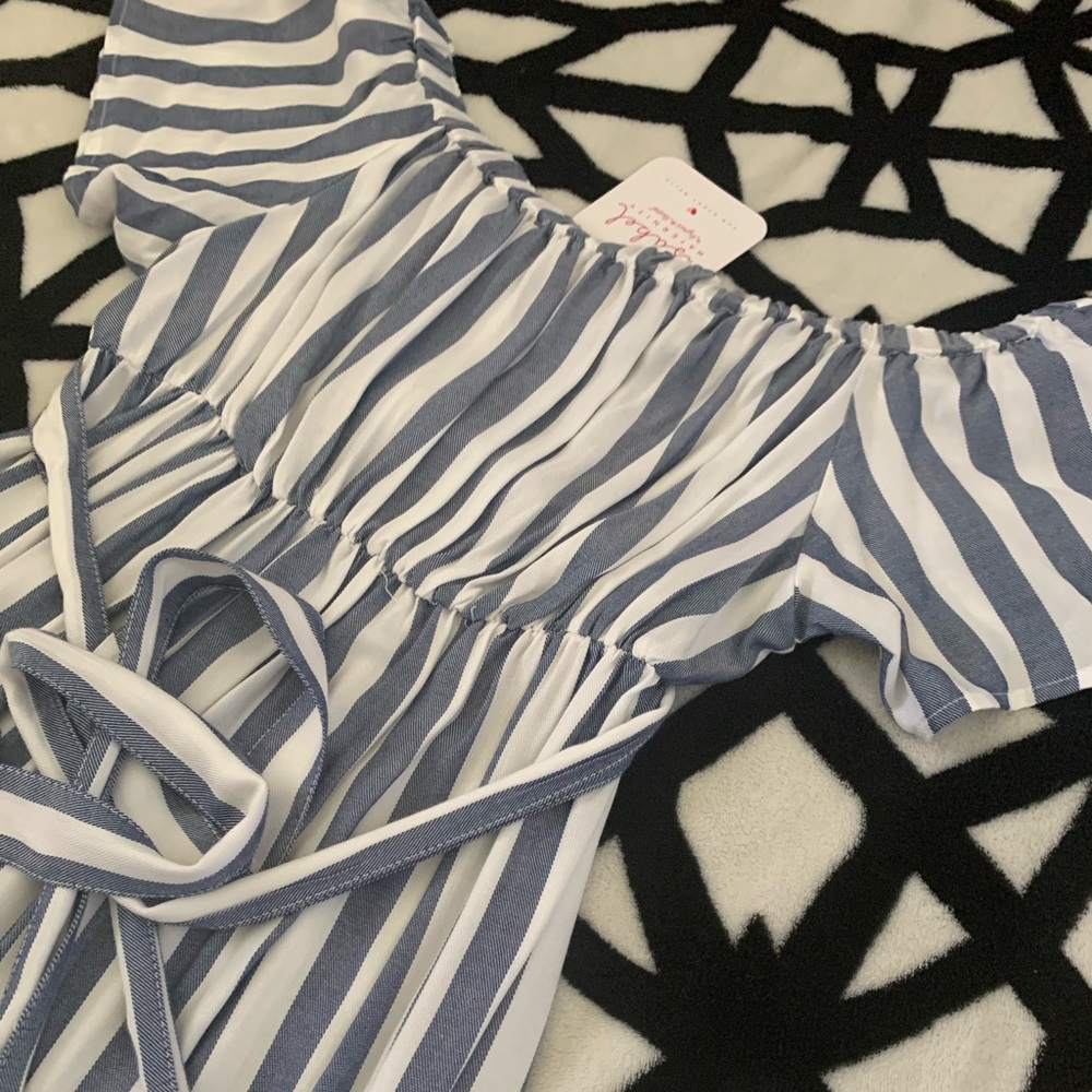 MATERNITY DRESS off shoulder maxi dress XS